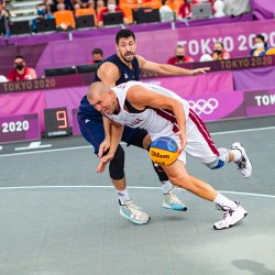 Tokija2020: Basketbols 3x3, LAT-SRB. Foto: LOK/ Mikus Kļaviņš