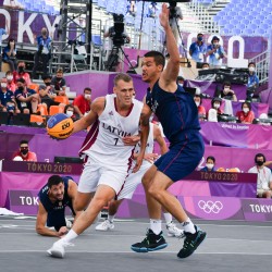 Tokija2020: Basketbols 3x3, LAT-SRB. Foto: LOK/ Ilmārs Znotiņš