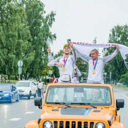 Olimpisko čempionu - 3x3 basketbolistu - sagaidīšana. Foto: Renārs Koris