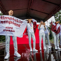 Olimpisko čempionu - 3x3 basketbolistu - sagaidīšana. Foto: Renārs Koris