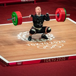 Tokija2020: Svarcelšana (līdz 81kg), Suharevs. Foto: LOK/ Mikus Kļaviņš